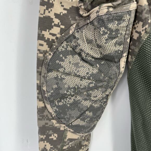 US Army Team Soldier Digital Camo Combat Shirt Mens Size XS - Picture 4 of 6